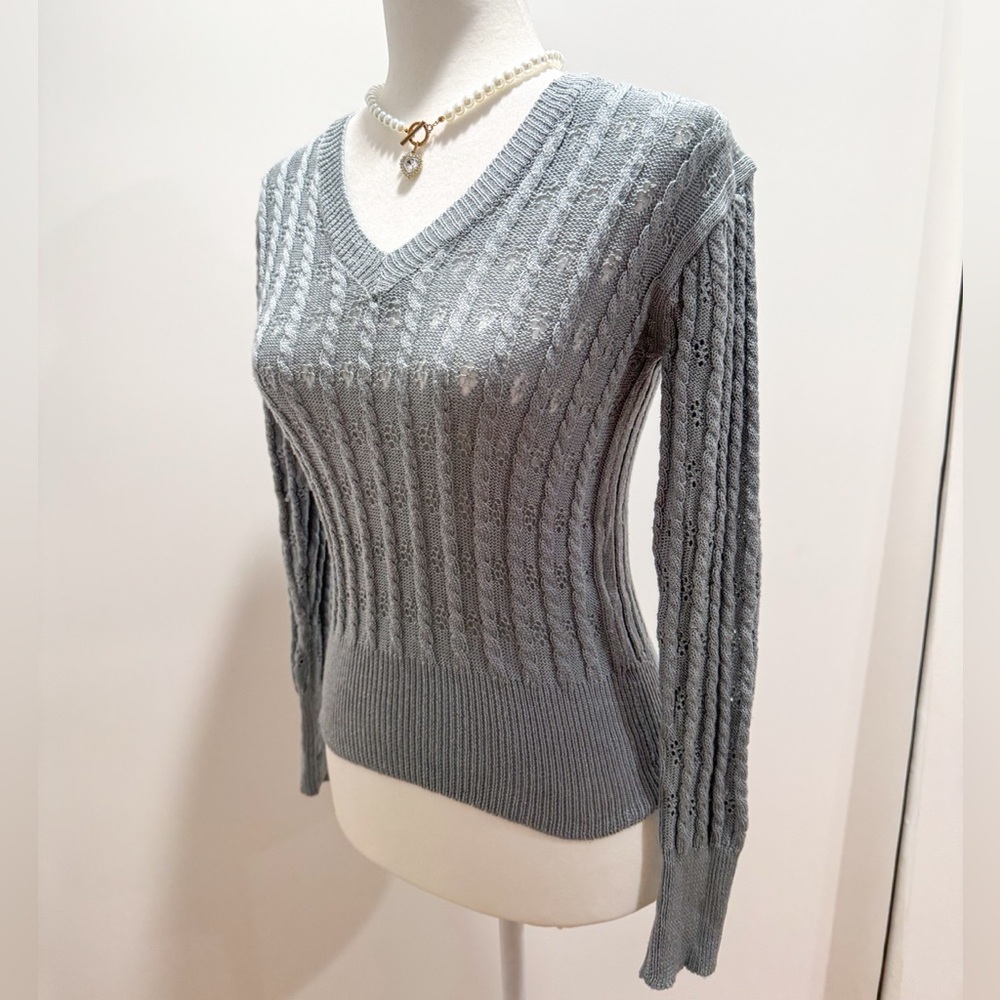 Vintage Gray V-Neck Eyelet Cable Knit Long Sleeve Sweater